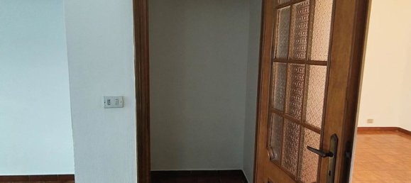 4-salle Appartement à Cuneo, Italy No. 14481 14