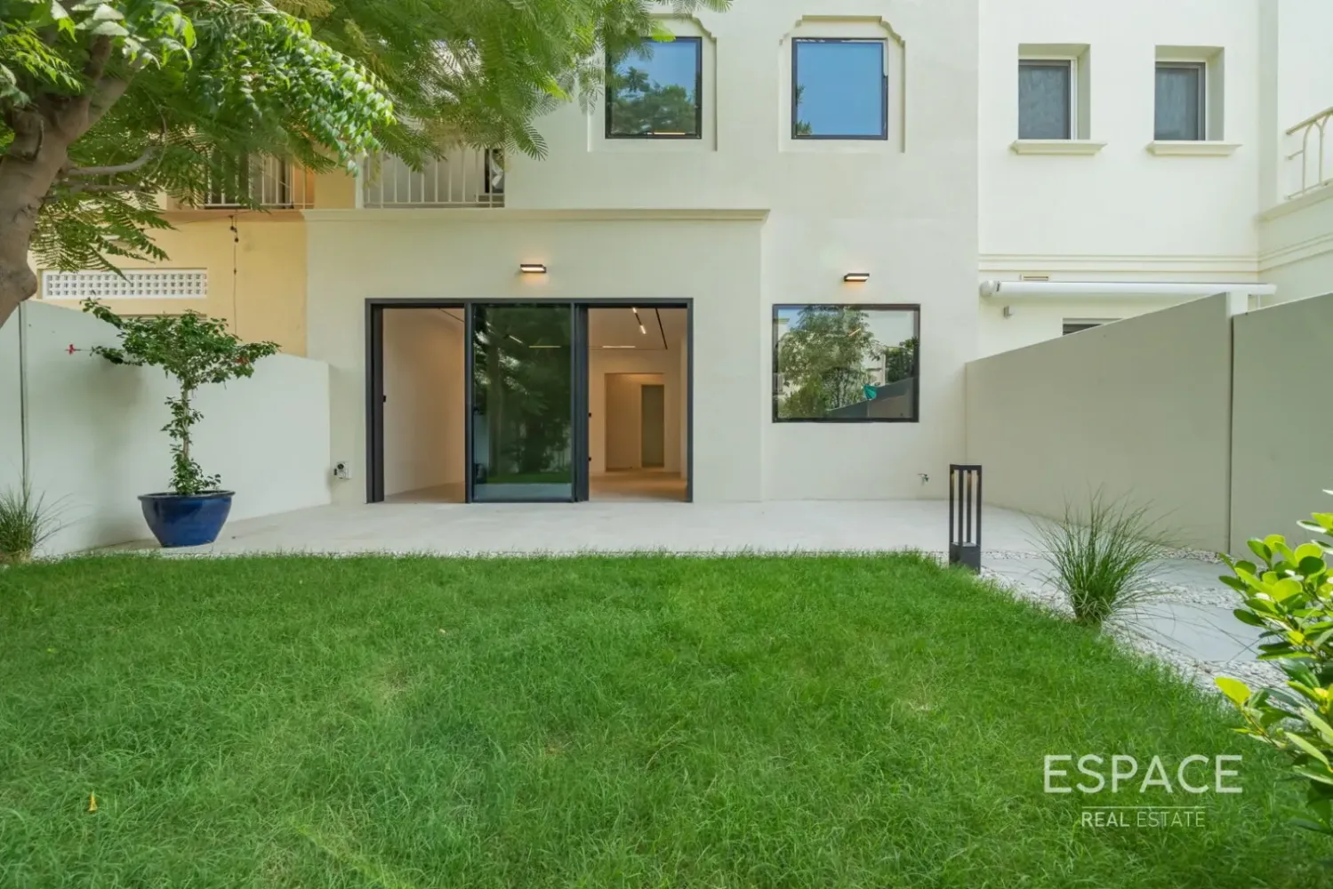 3 Schlafzimmer Villa in The Springs, UAE, Nr. 209467