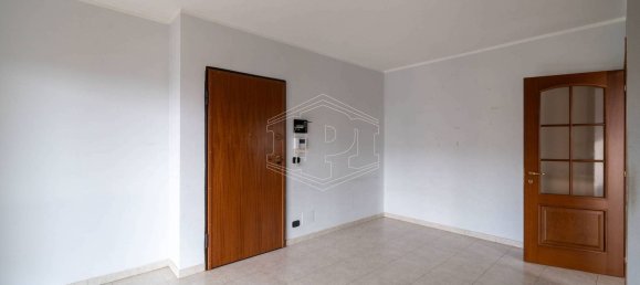 4 rooms Apartment in Volpiano, Italy No. 58368 32