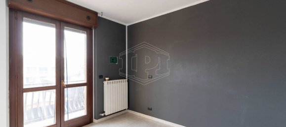 4 rooms Apartment in Volpiano, Italy No. 58368 3