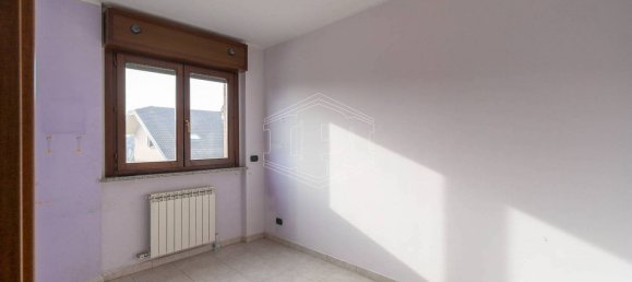 4 rooms Apartment in Volpiano, Italy No. 58368 7