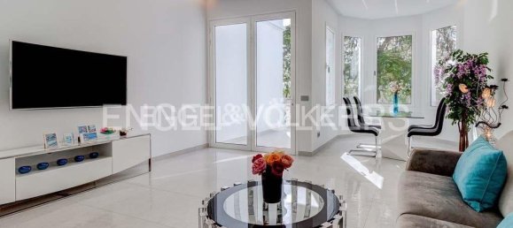 3 Schlafzimmer Villa in Adeje, Spain, Nr. 124967 2