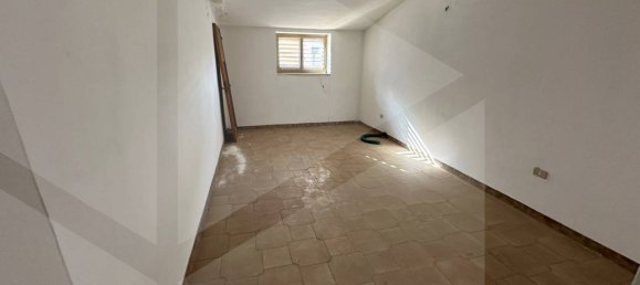 Apartamento de 5 dormitorios en Somma Vesuviana, Italy No. 20482 7