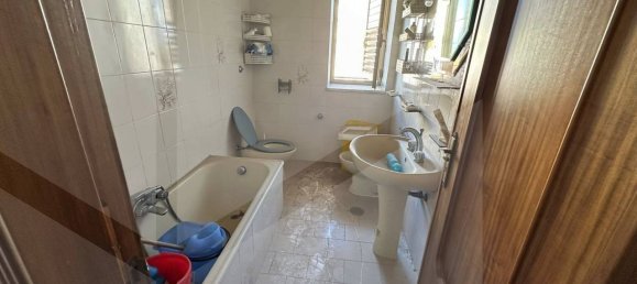 Apartamento de 5 dormitorios en Somma Vesuviana, Italy No. 20482 13