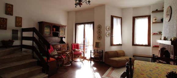 6-Zimmer Doppelhaus in Dizzasco, Italy, Nr. 6344 21