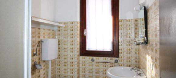 6-Zimmer Doppelhaus in Dizzasco, Italy, Nr. 6344 36