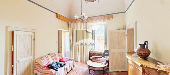 6 rooms Apartment in Orvieto, Italy No. 279570 4