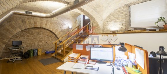 6 rooms Office in Rome, Italy No. 113228 3