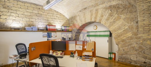 6 rooms Office in Rome, Italy No. 113228 4