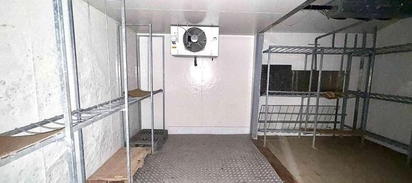 Almacén en Aurich, Germany 590 m² No. 230844 9