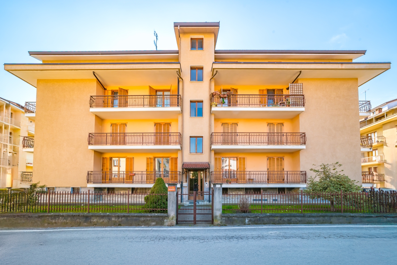 3-salle Appartement à Dronero, Italy No. 155394