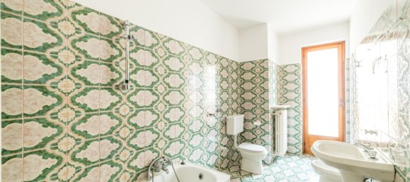 3-salle Appartement à Dronero, Italy No. 155394 21