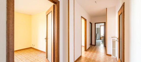 3-salle Appartement à Dronero, Italy No. 155394 5