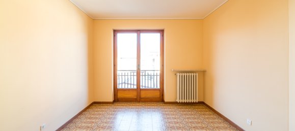 3-salle Appartement à Dronero, Italy No. 155394 11