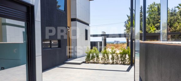 6 rooms Villa in Lara, Turkey No. 27154 2