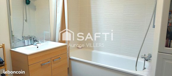 3 bedrooms Apartment in Guyancourt, France No. 285802 5