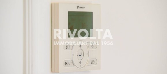 14 rooms Penthouse in Rome, Italy No. 82074 32