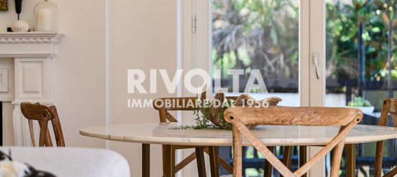 14 rooms Penthouse in Rome, Italy No. 82074 24