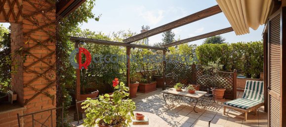 3 bedrooms Penthouse in Arese, Italy No. 172309 16