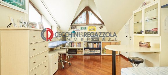 3 bedrooms Penthouse in Arese, Italy No. 172309 34