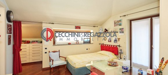 3 bedrooms Penthouse in Arese, Italy No. 172309 28