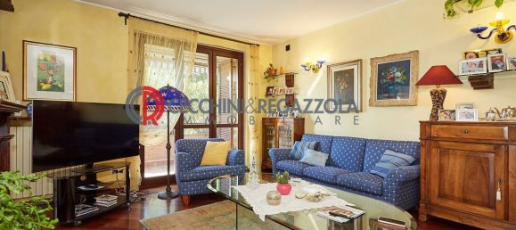 3 bedrooms Penthouse in Arese, Italy No. 172309 5