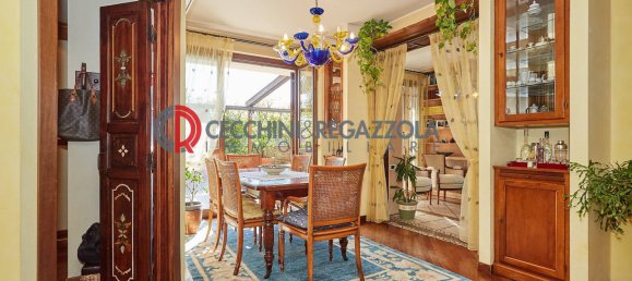 3 bedrooms Penthouse in Arese, Italy No. 172309 6