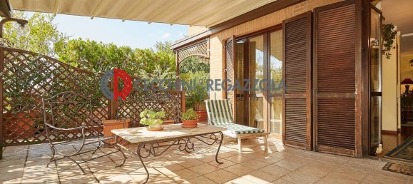 3 bedrooms Penthouse in Arese, Italy No. 172309 22