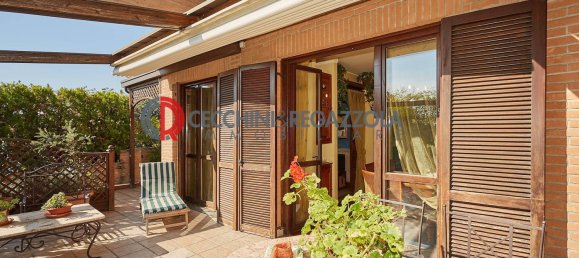 3 bedrooms Penthouse in Arese, Italy No. 172309 18