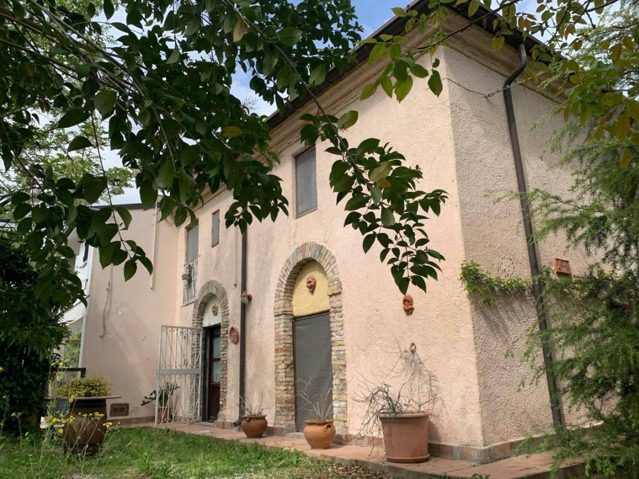 5-Zimmer Haus in Mosciano Sant'Angelo, Italy, Nr. 22693