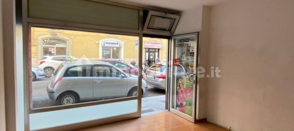 1غرفة عقار تجاري في Bari, Italy رقم 118780 6