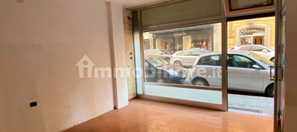 1غرفة عقار تجاري في Bari, Italy رقم 118780 10