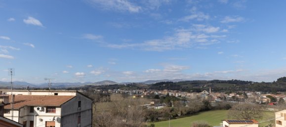 5 bedrooms Villa in Pollenza, Italy No. 90229 10