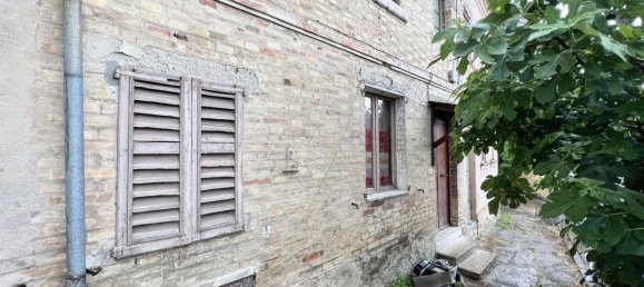 5 bedrooms Villa in Pollenza, Italy No. 90229 5