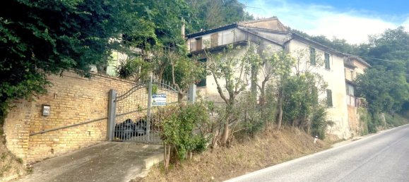 5 bedrooms Villa in Pollenza, Italy No. 90229 24