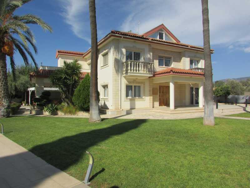 5 chambres Propriété commerciale à Pyrgos, Cyprus No. 19043