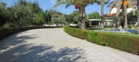 5 chambres Propriété commerciale à Pyrgos, Cyprus No. 19043 2