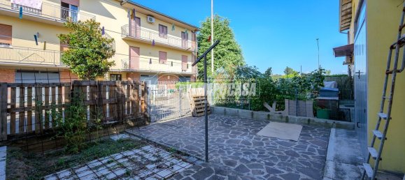 4 Schlafzimmer Haus in Spilamberto, Italy, Nr. 363905 15