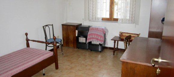 4-Zimmer Wohnung in Eboli, Italy, Nr. 295224 3