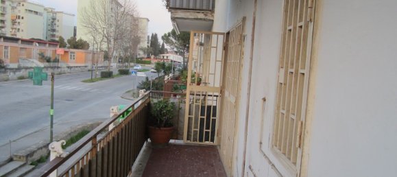 4-Zimmer Wohnung in Eboli, Italy, Nr. 295224 9