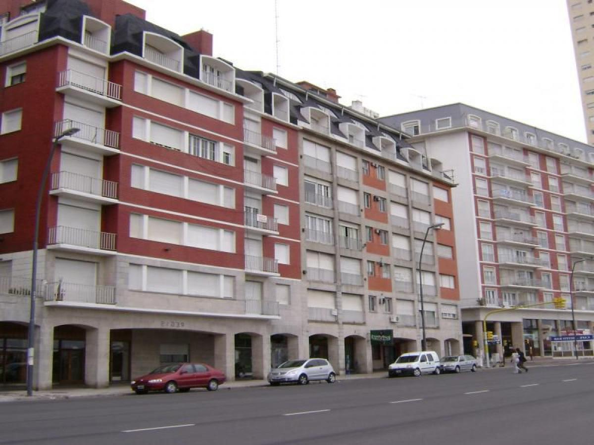 3 bedrooms Apartment in Mar del Plata, Argentina No. 70976