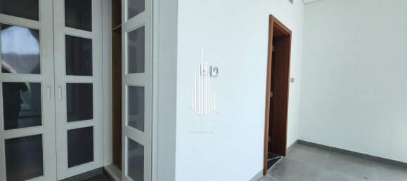 Apartamento T2 em Tourist Club Area, UAE N.º 35289 11