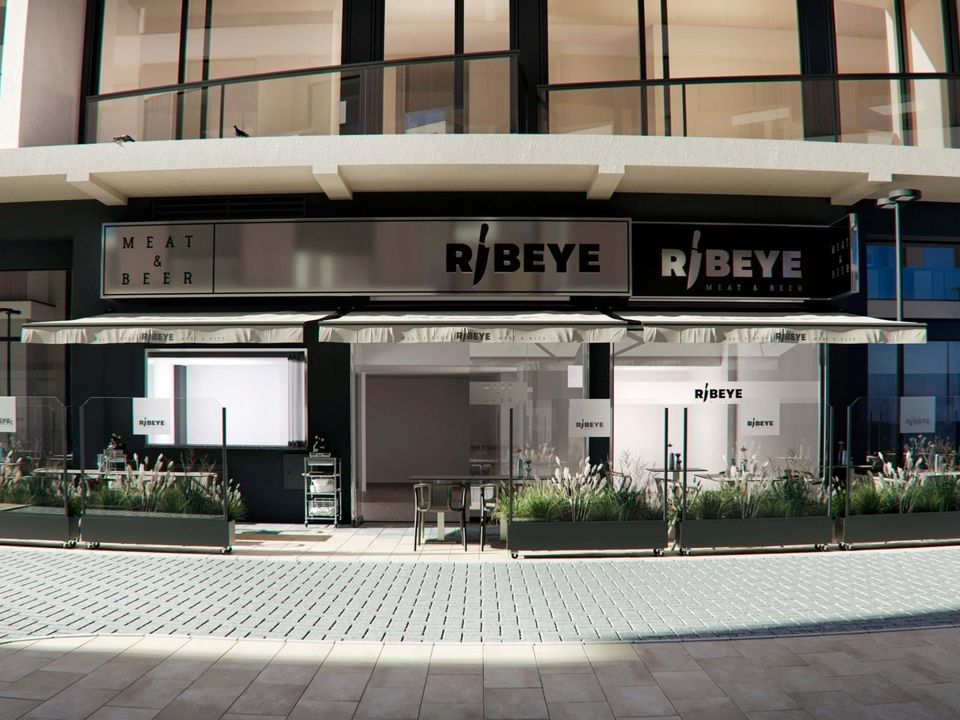 Imóvel comercial em Estepona, Spain N.º 238199