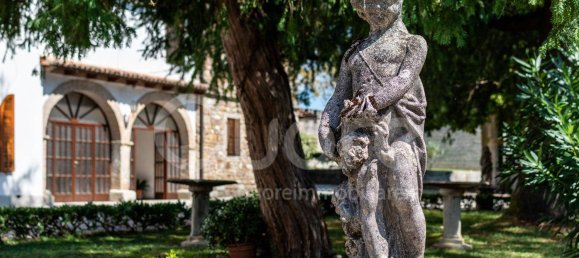 10 bedrooms Villa in Udine, Italy No. 355879 13