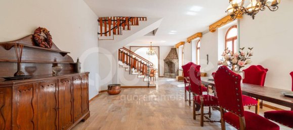 10 bedrooms Villa in Udine, Italy No. 355879 7