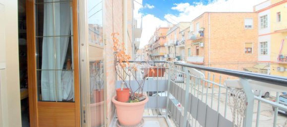 3 rooms House in Lucera, Italy No. 31984 9