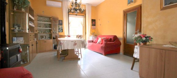 3 rooms House in Lucera, Italy No. 31984 6