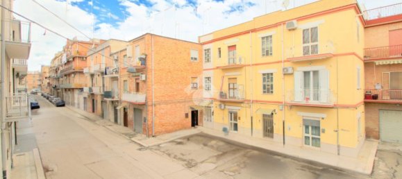 3 rooms House in Lucera, Italy No. 31984 10