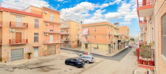 3 rooms House in Lucera, Italy No. 31984 12