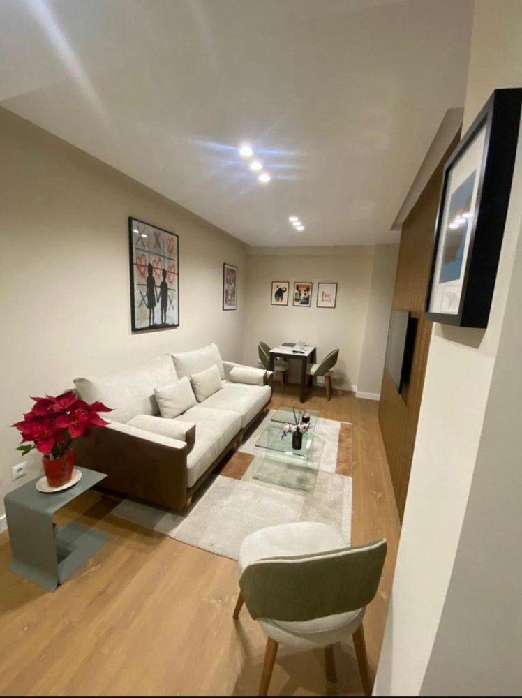 2 bedrooms Apartment in Madrid, Spain No. 188636